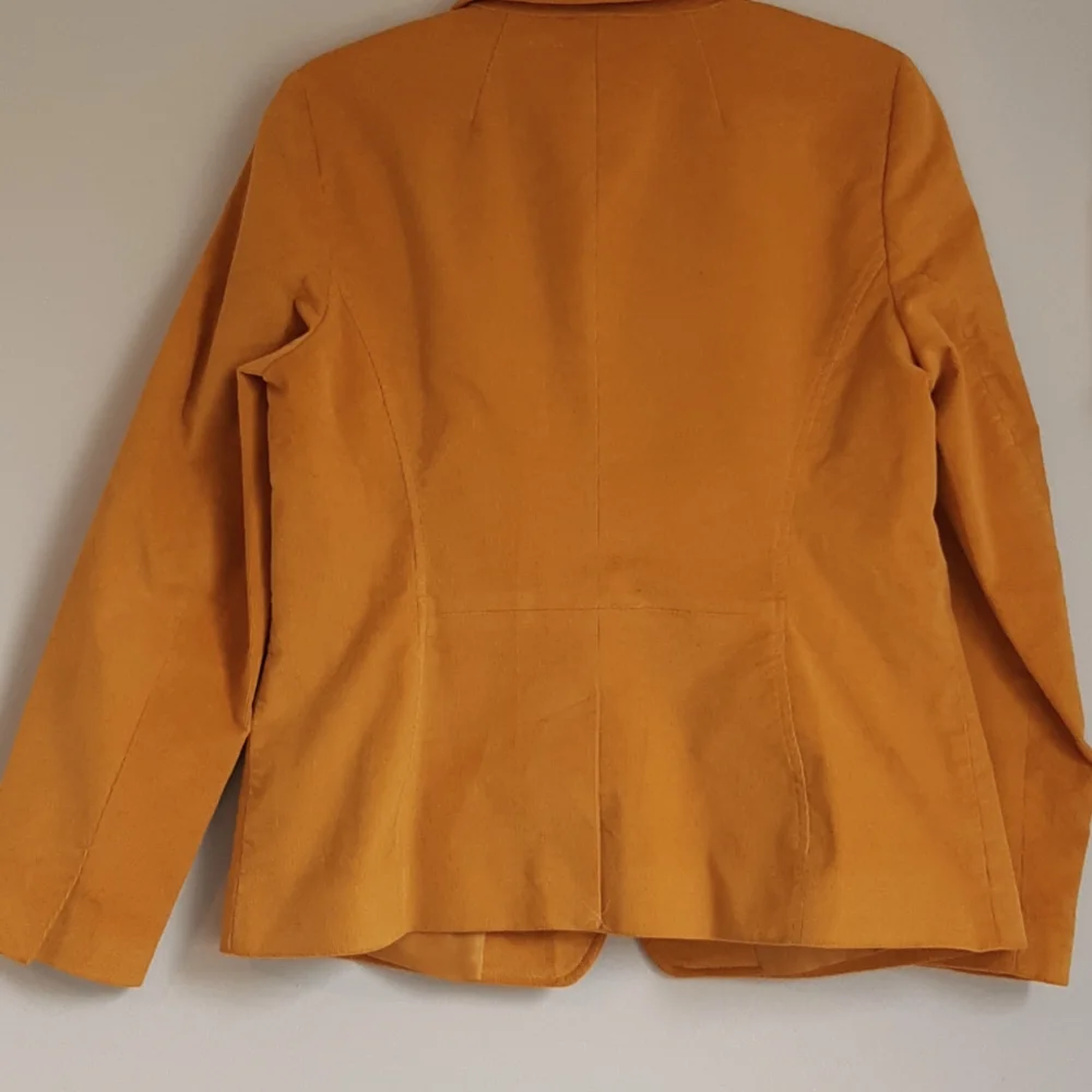 Mustard corduroy blazer - Picture 6 of 11